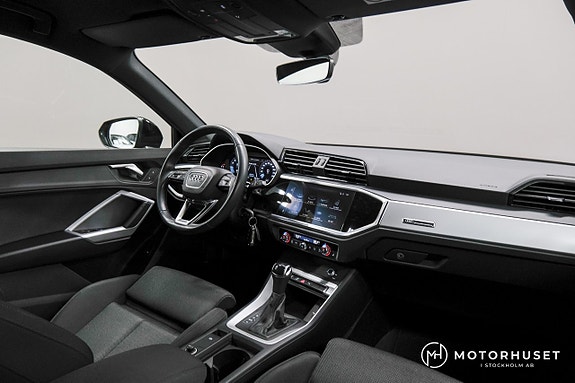 Audi Q3 11 of 27