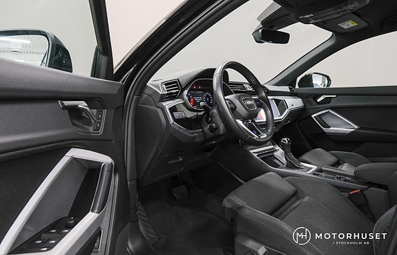Audi Q3 8 of 27