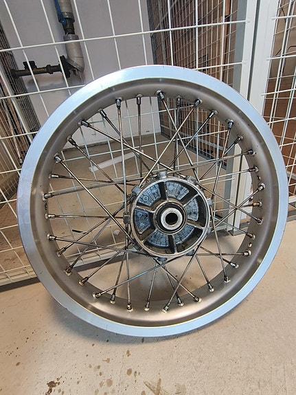 Product image 2 of 8