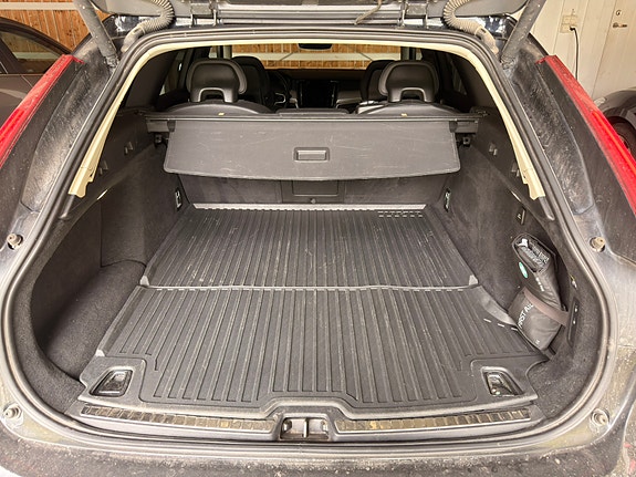 Volvo V90 7 of 11