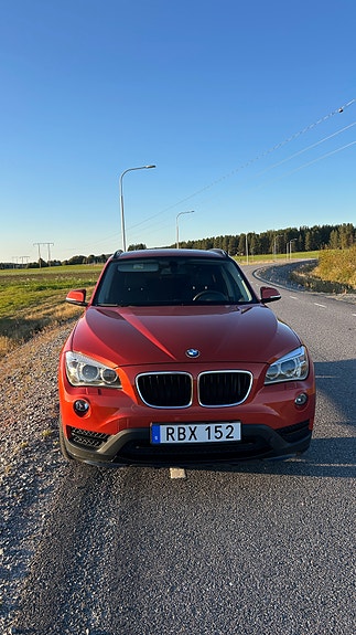 BMW X1 3 of 10
