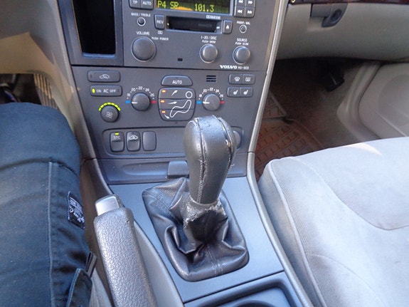 Volvo V70 18 of 30