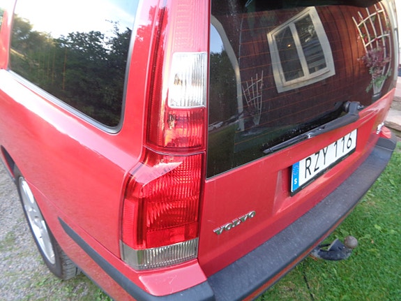 Volvo V70 26 of 30