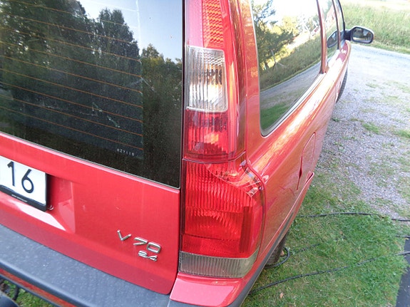 Volvo V70 25 of 30