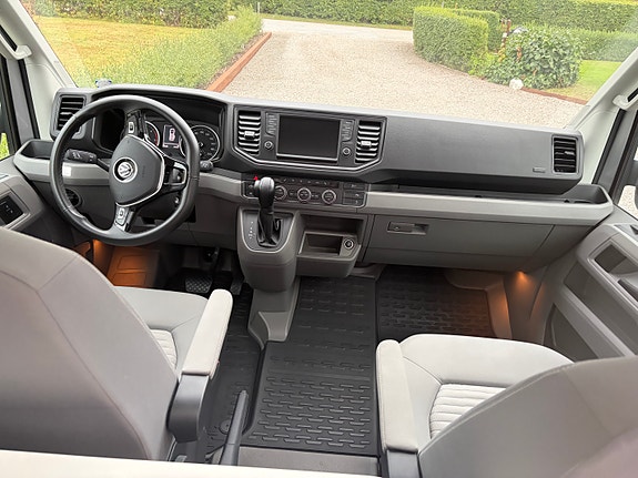 Volkswagen Grand California 680 6 of 12