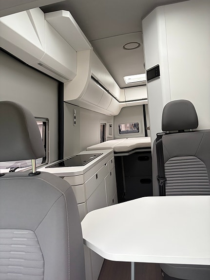 Volkswagen Grand California 680 7 of 12