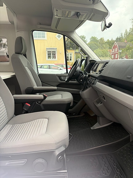 Volkswagen Grand California 680 9 of 12