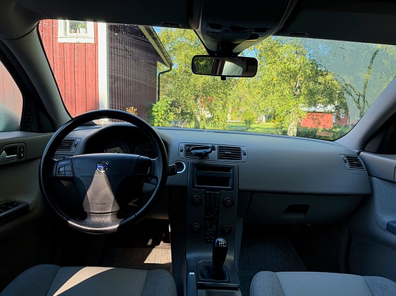 Volvo V50 4 of 6