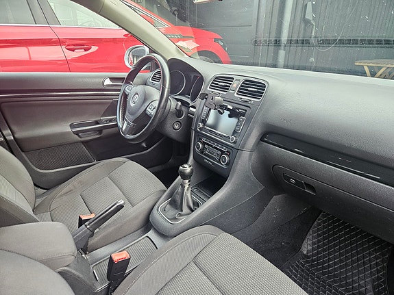 Volkswagen Golf VI 5 of 5