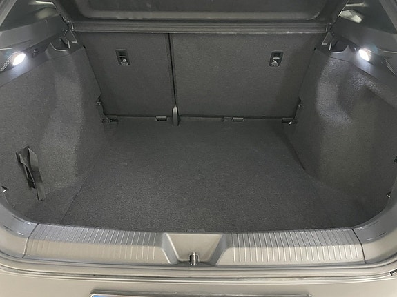 Volkswagen ID.4 10 of 15