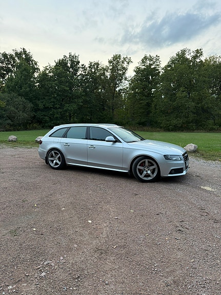 Audi A4 2 of 7