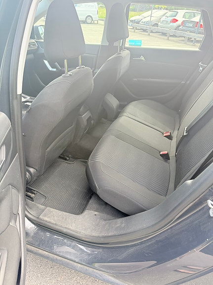 Peugeot 308 SW 3 of 7