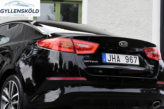 Kia Optima 8 of 20