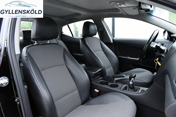 Kia Optima 13 of 20