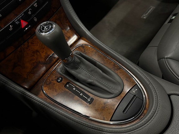 Mercedes-Benz CLS350 17 of 24
