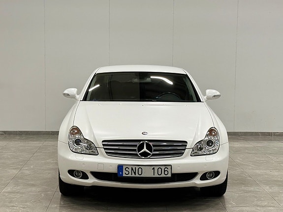 Mercedes-Benz CLS350 6 of 24