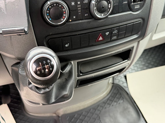 Mercedes-Benz Sprinter 213 12 of 13