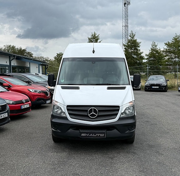 Mercedes-Benz Sprinter 213 2 of 13