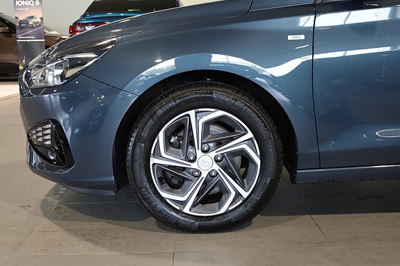 Hyundai i30 7 of 25