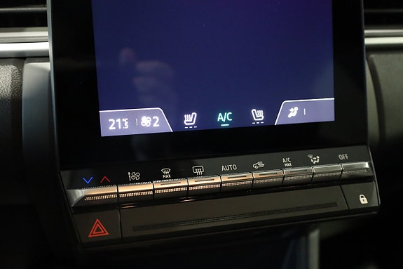 Renault Captur 21 of 26