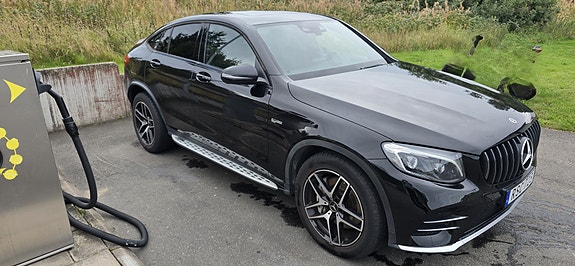 Mercedes-Benz GLC43 3 of 8