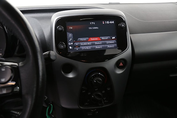 Toyota Aygo 19 of 21