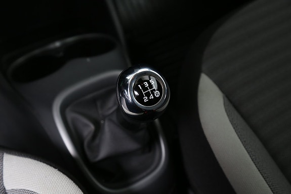 Toyota Aygo 17 of 21