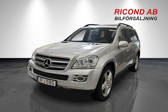 Mercedes-Benz GL320 8 of 18