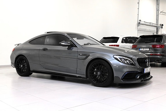 Mercedes-Benz C63 2 of 30