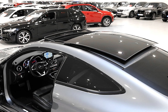 Mercedes-Benz C63 17 of 30