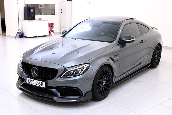 Mercedes-Benz C63 9 of 30