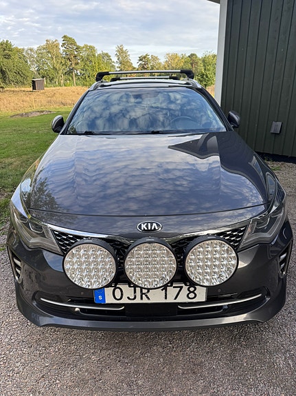 Kia Optima 2 of 13