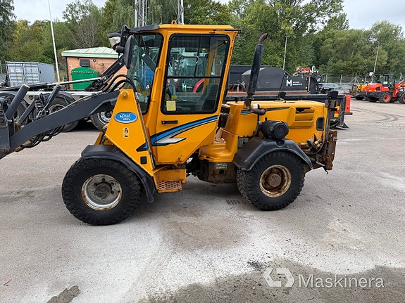 Redskapsbärare Wille 455B med redskap 3 of 27