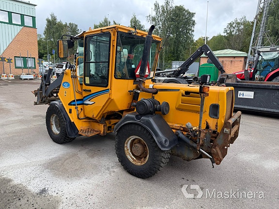 Redskapsbärare Wille 455B med redskap 4 of 27