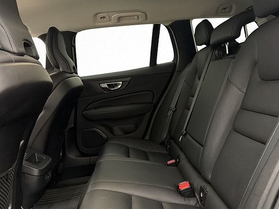 Volvo V60 Cross Country 15 of 30