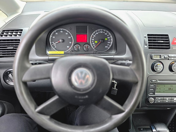 Volkswagen Touran 20 of 21