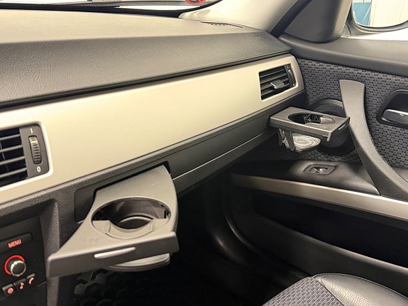 BMW 320d 15 of 25