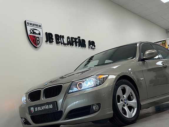 BMW 320d 24 of 25