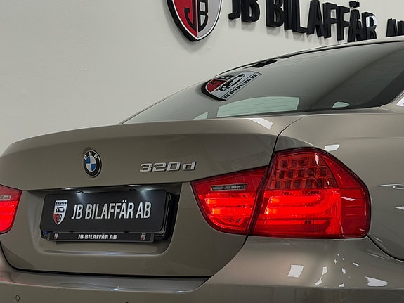 BMW 320d 25 of 25