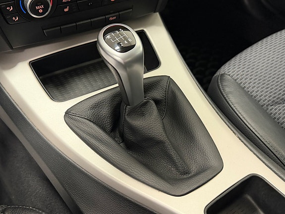 BMW 320d 17 of 25