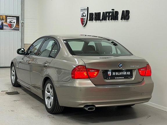BMW 320d 5 of 25