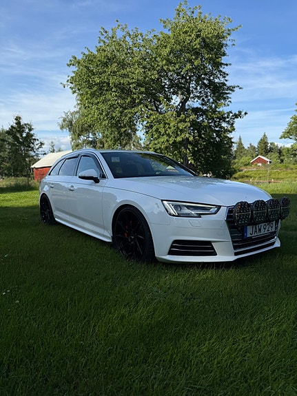 Audi A4 2 of 10