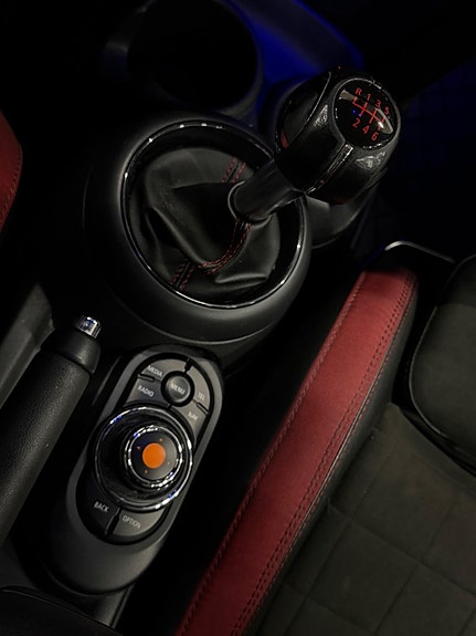 MINI John Cooper Works 22 of 30