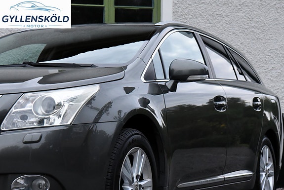Toyota Avensis 6 of 13