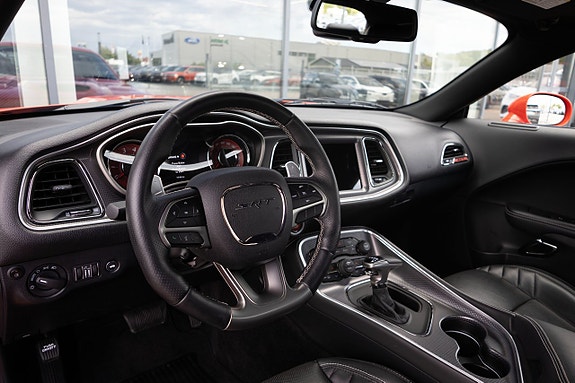 Dodge Challenger 9 of 15