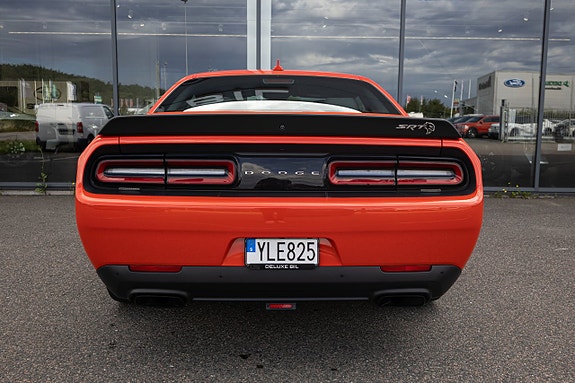 Dodge Challenger 5 of 15