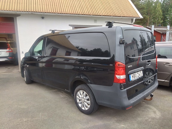 Mercedes-Benz Vito 109 2 of 3