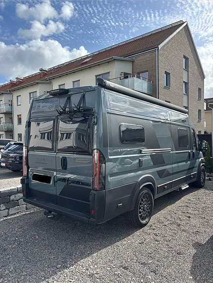 Adria TWIN 640 SLB Supreme (unikt XXL Panorama tak) 5 of 13