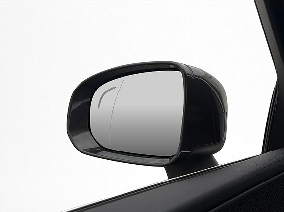 Volvo XC60 26 of 30