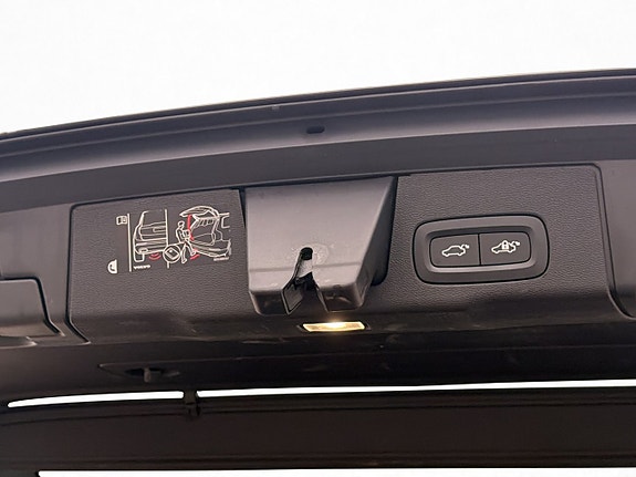 Volvo XC60 29 of 30